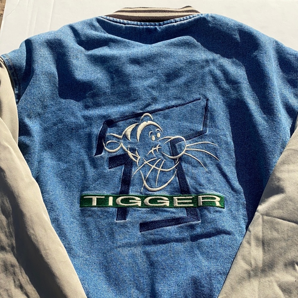 VINTAGE TIGHER JACKET SIZE SMALL